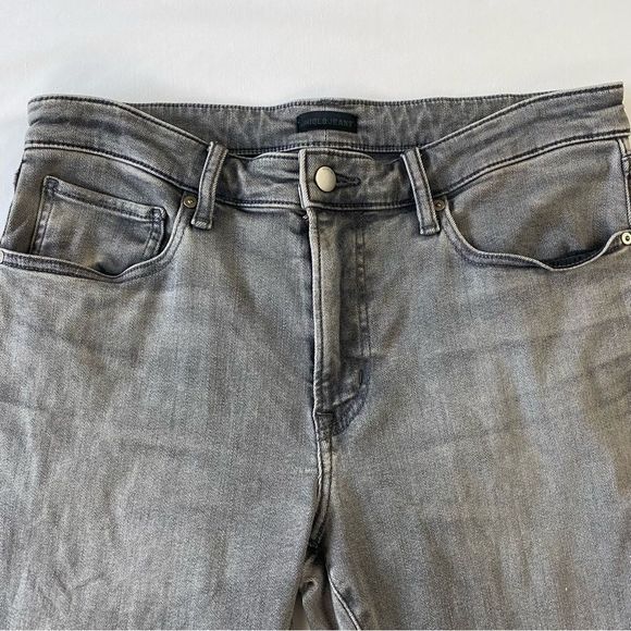 Uniqlo grey wash slim jeans - Picture 3 of 13